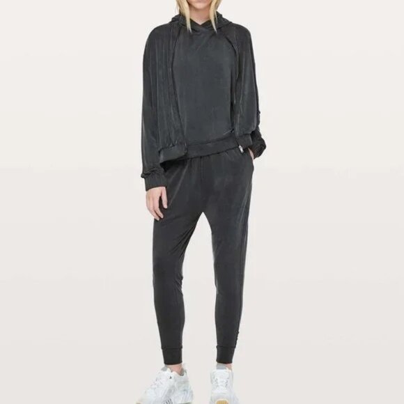 lululemon athletica Pants - Lululemon Lab NEW NWT Black Schema Joggers